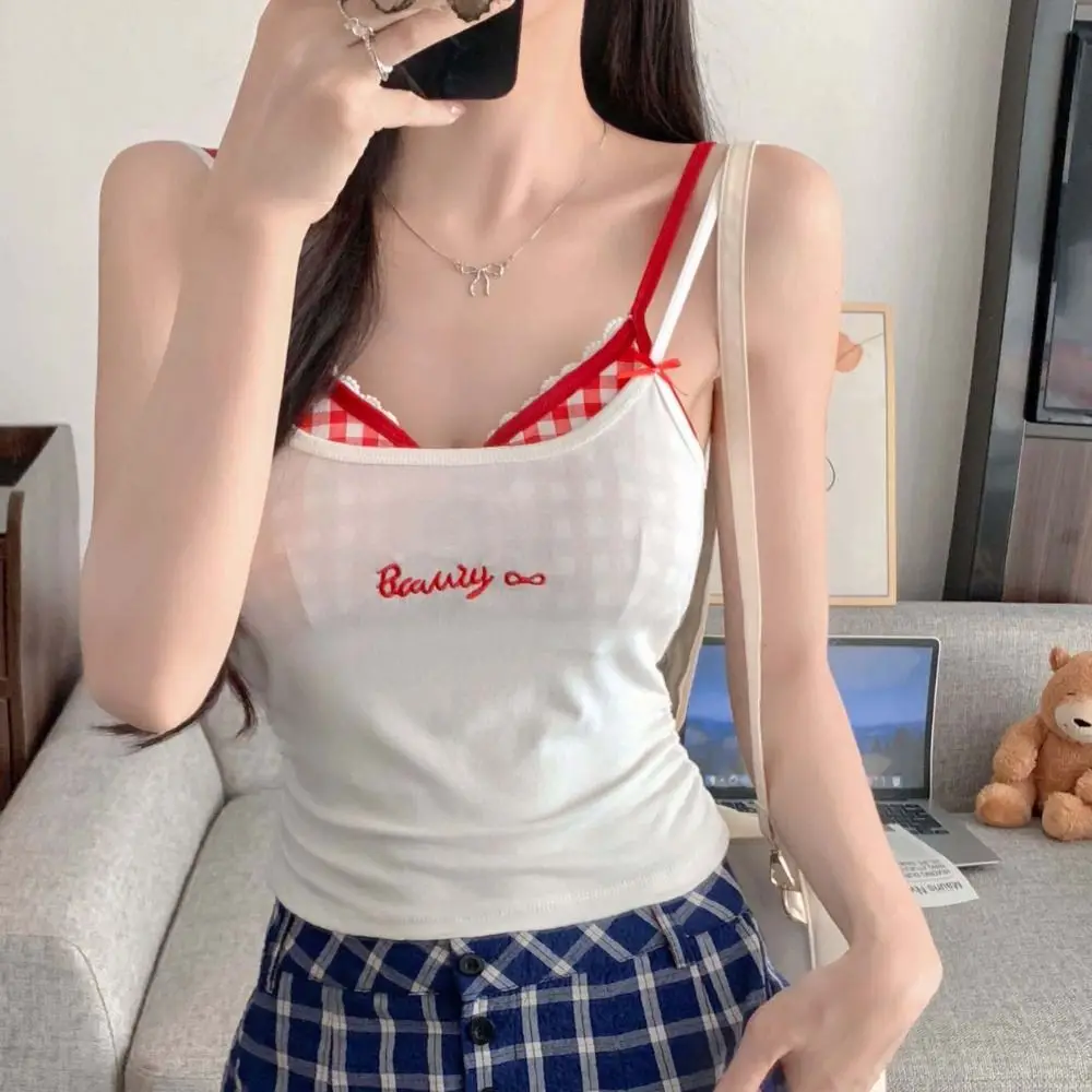 Korean Style Sweet Slim Y2k Crop Top Patchwork Lace Sleeveless Camisole Women Beach Wear Stripe Plaid Plaid Corset Vest Girl 
Korean Style Sweet Slim Y2k Crop Top Patchwork Lace Sleeveless Camisole Women Beach Wear Stripe Plaid Plaid Corset Vest Girl