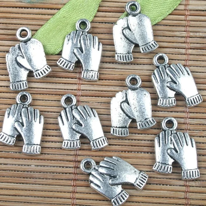 18*13mm Alloy Metal Tibetan Silver Couple Gloves Design Charms 40pcs EF0137 Charms for Jewelry Making
18*13mm Alloy Metal Tibetan Silver Couple Gloves Design Charms 40pcs EF0137 Charms for Jewelry Making