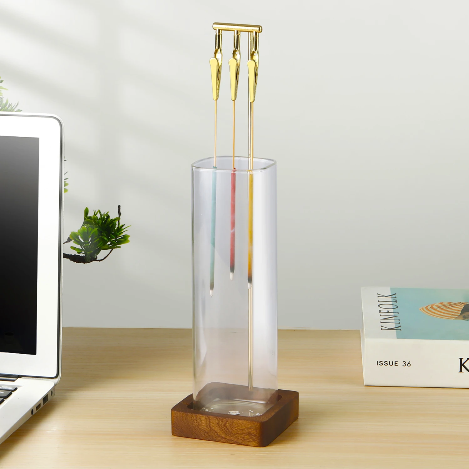 Glass Incense Holder Anti-Ash Flying Incense Burner Upside-down Incense Stick Holder with 3 Clips Ash Catcher for Yoga Meditatio
Glass Incense Holder Anti-Ash Flying Incense Burner Upside-down Incense Stick Holder with 3 Clips Ash Catcher for Yoga Meditatio