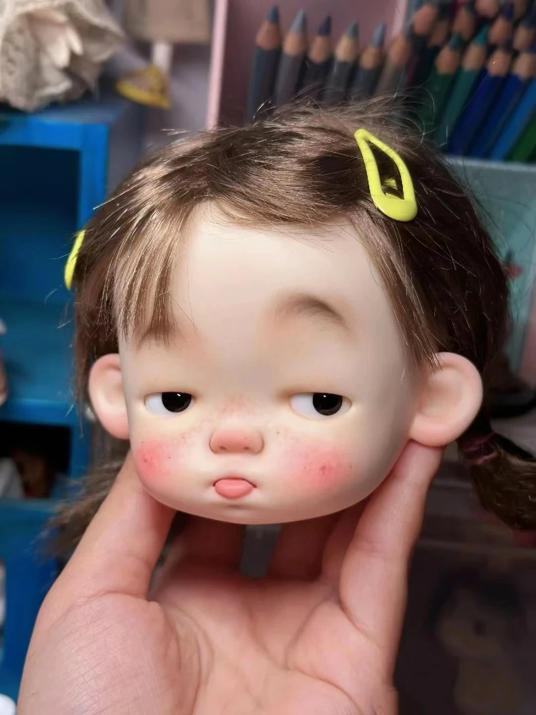 New sd BJd dolls Tongue Out Girl 1/6 xiaoxuanhua tudou 25cm doll resin toy birthday gift Free shipping of makeup
New sd BJd dolls Tongue Out Girl 1/6 xiaoxuanhua tudou 25cm doll resin toy birthday gift Free shipping of makeup