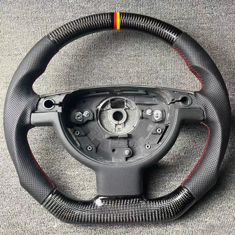 Черный руль из углеродного волокна для Opel Astra H V X R Высококачественные спортивные автомобильные детали для Opel Astra H 2001-2023, популярный дизайн
Черный руль из углеродного волокна для Opel Astra H V X R Высококачественные спортивные автомобильные детали для Opel Astra H 2001-2023, популярный дизайн