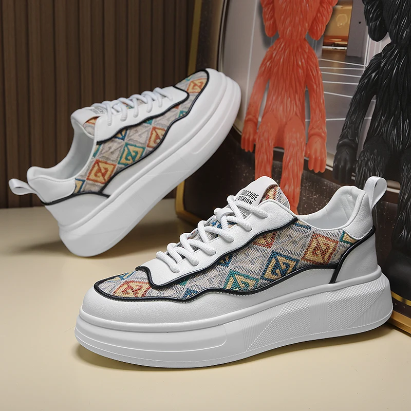 WAERTA White Sneakers Chinese style Men Lightweight Breathable Sports Casual Running Shoes Teenagers Versatile Skateboard Shoes
WAERTA White Sneakers Chinese style Men Lightweight Breathable Sports Casual Running Shoes Teenagers Versatile Skateboard Shoes