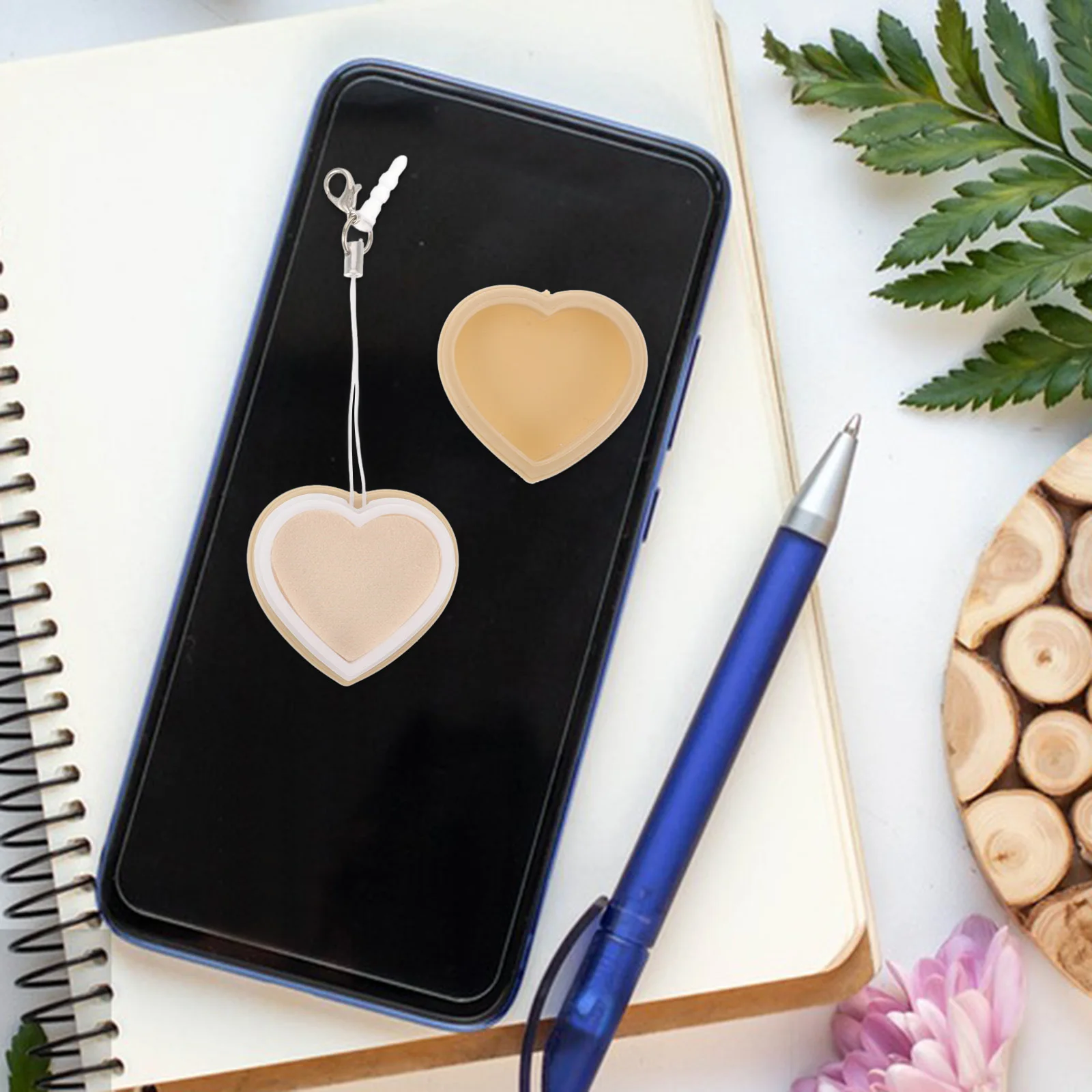 Mobile Phone Screen Wipe Cleaner with Silicone PP Material Compact Lightweight Design for Phones Computers Tablets Camera Lens
Mobile Phone Screen Wipe Cleaner with Silicone PP Material Compact Lightweight Design for Phones Computers Tablets Camera Lens