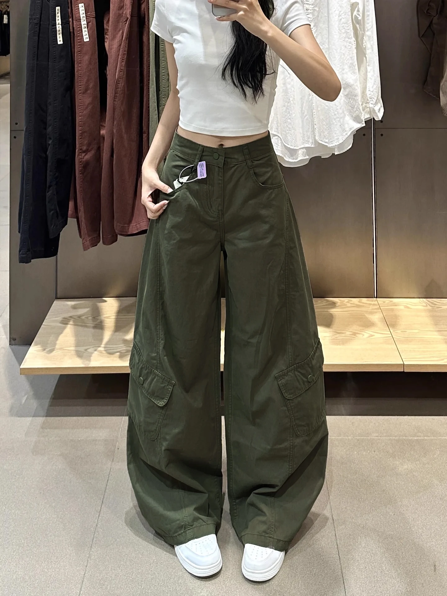 Мужские рабочие брюки в стиле милитари, осенние, с широкими штанинами, прямого кроя, свободного кроя, повседневные
Мужские рабочие брюки в стиле милитари, осенние, с широкими штанинами, прямого кроя, свободного кроя, повседневные