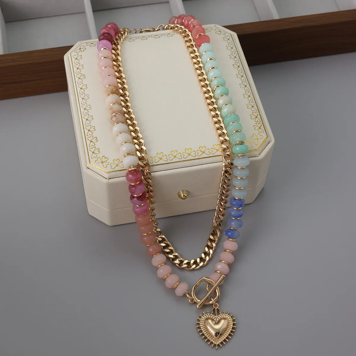 New Dopamine Colorful Beaded Necklace Niche Stackable Alloy Heart Pendant Clavicle Chain Fashion Women Jewelry
New Dopamine Colorful Beaded Necklace Niche Stackable Alloy Heart Pendant Clavicle Chain Fashion Women Jewelry