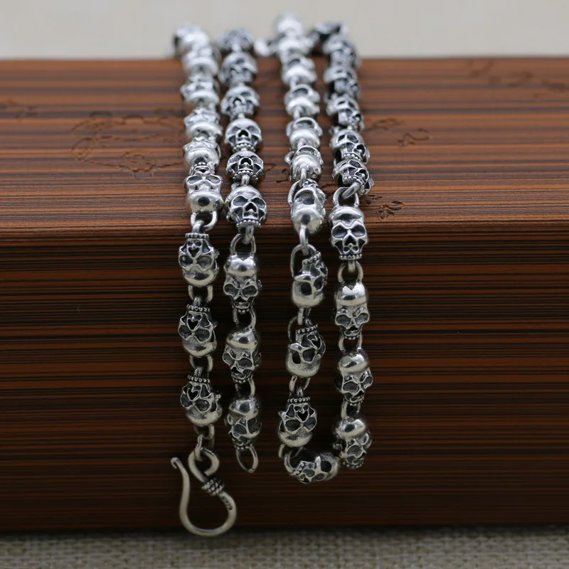 European and American Gothic rock style domineering pure silver necklace for men without pendant, skeleton chain, short Thai sil
European and American Gothic rock style domineering pure silver necklace for men without pendant, skeleton chain, short Thai sil