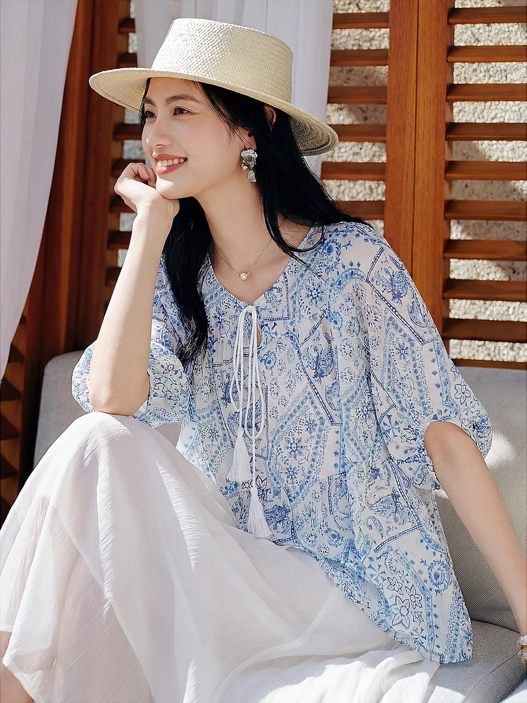 Xin Fei Yu Floral Print Casual Style Women's Shirt Short Sleeve Slimming Design Summer New Fashion Vacation Theme Top
Xin Fei Yu Floral Print Casual Style Women's Shirt Short Sleeve Slimming Design Summer New Fashion Vacation Theme Top
