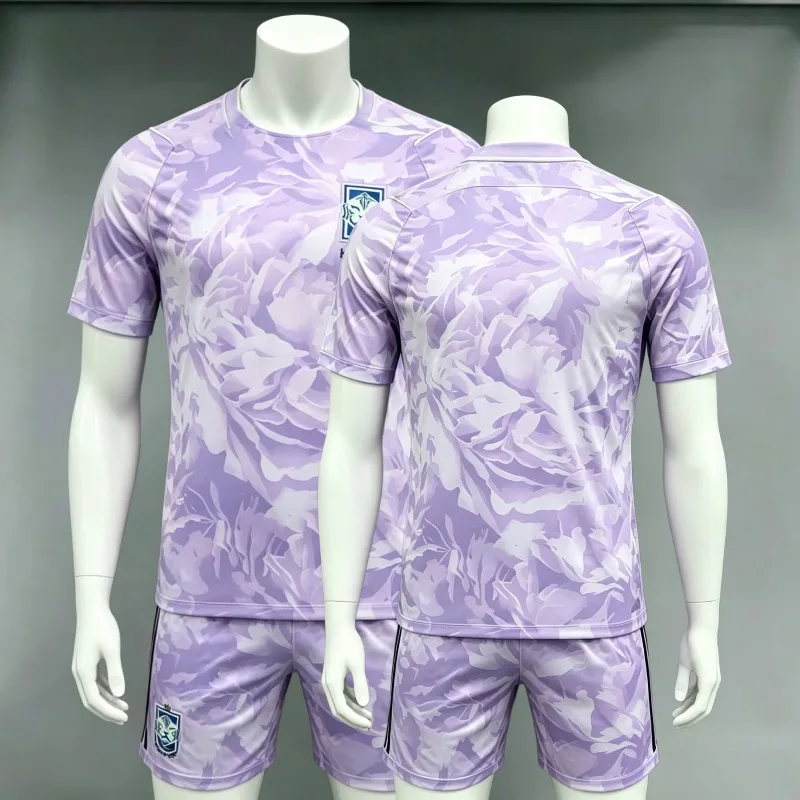 SouthKorea Team Soccer Jersey Set Men's Breathable Quick Dry Football Shirt + Shorts Kit Rose of Sharon Pattern Uniform for Fans
SouthKorea Team Soccer Jersey Set Men's Breathable Quick Dry Football Shirt + Shorts Kit Rose of Sharon Pattern Uniform for Fans
