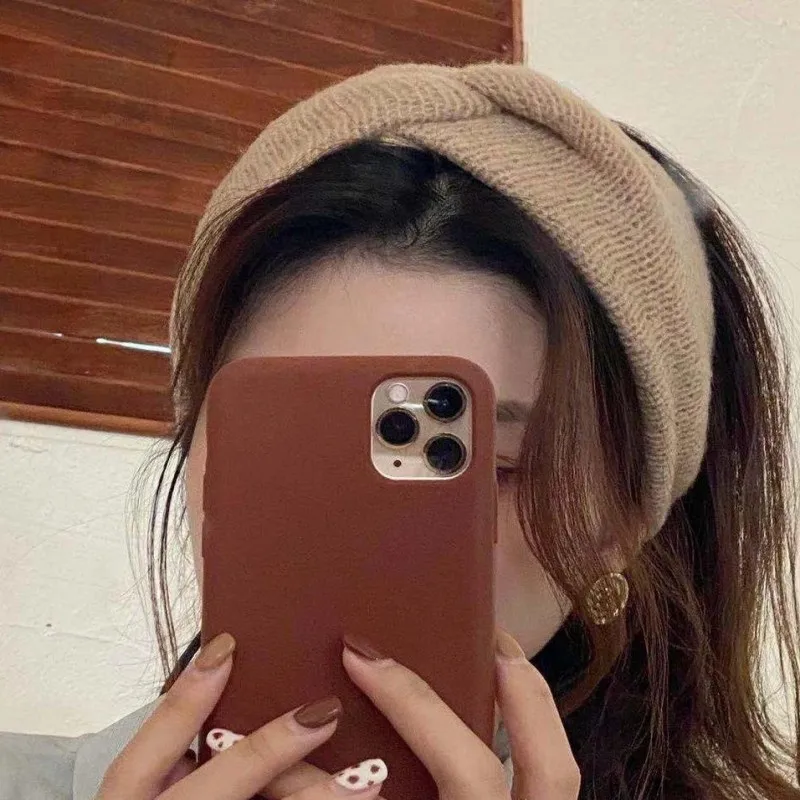 Stylish Solid Color Soft Knit Wide Cross Headband - A Women'S Hair Accessory Suitable For Everyday Wear And Yoga
Stylish Solid Color Soft Knit Wide Cross Headband - A Women'S Hair Accessory Suitable For Everyday Wear And Yoga
