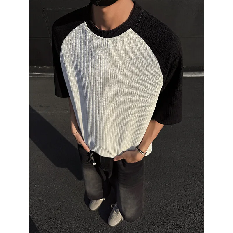 Summer Short Sleeved T-shirt Men Fashion White Casual T Shirt Men Streetwear Korean Pleated T Shirt Mens Top Large Size 4XL
Summer Short Sleeved T-shirt Men Fashion White Casual T Shirt Men Streetwear Korean Pleated T Shirt Mens Top Large Size 4XL