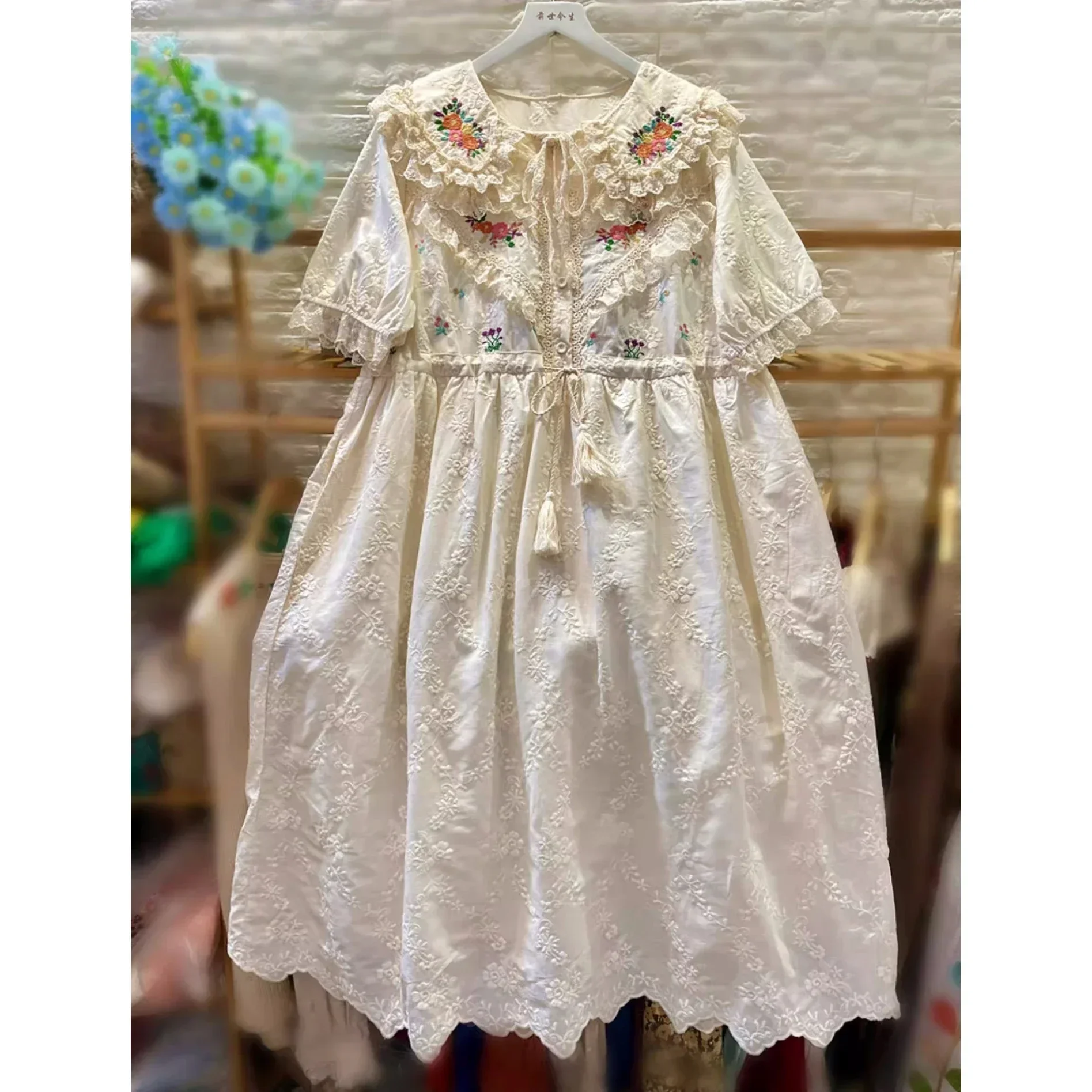 Vintage Mori Girl Cotton Embroidery Ruffled Lace Tunic Midi Dress Rococo Summer Retro Chic Lolita Wedding Evening Long Dress
Vintage Mori Girl Cotton Embroidery Ruffled Lace Tunic Midi Dress Rococo Summer Retro Chic Lolita Wedding Evening Long Dress