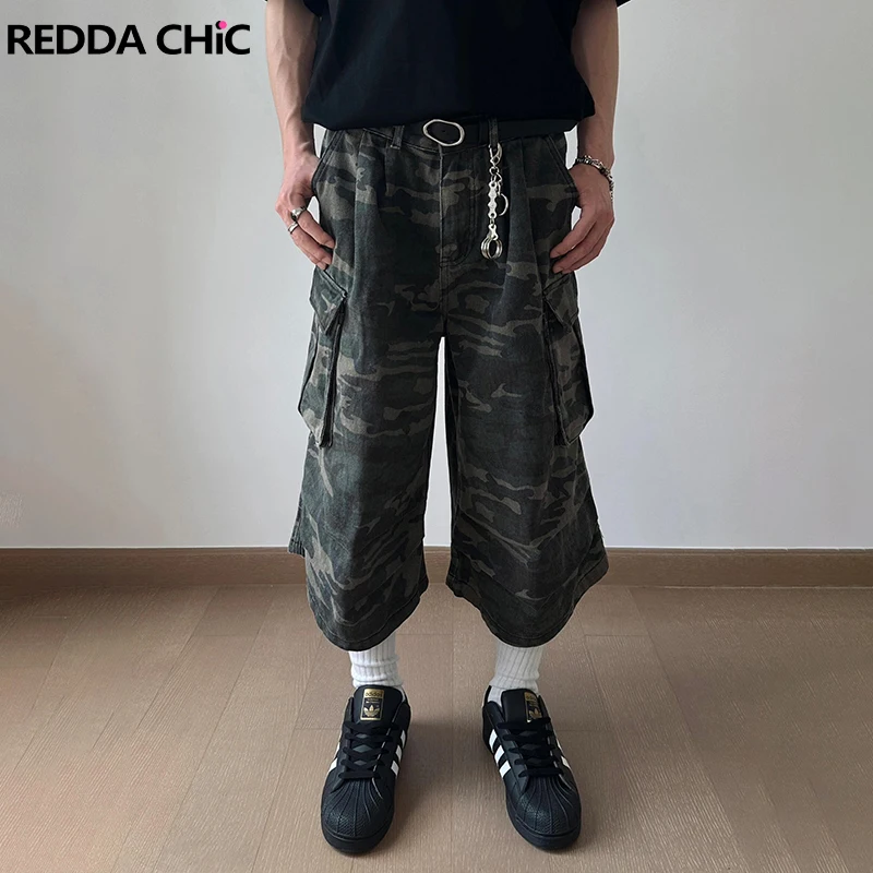 REDDACHIC Vintage Camouflage Cargo Denim Shorts Men Washed Pleated High Rise Multi-pocket Baggy Jeans Jorts Harajuku Streetwear
REDDACHIC Vintage Camouflage Cargo Denim Shorts Men Washed Pleated High Rise Multi-pocket Baggy Jeans Jorts Harajuku Streetwear