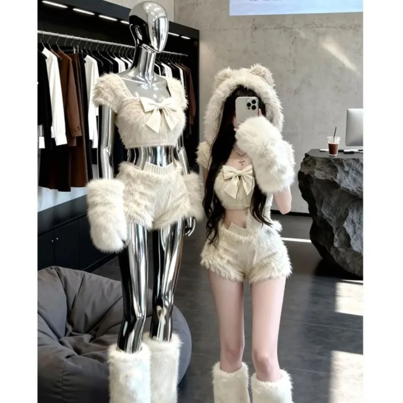 Women Sexy Top Shorts Suit Cute Sweet Furry White Costume Kawaii Bear Hat for Christmas New Year Carnival Party Roleplay Outfits
Women Sexy Top Shorts Suit Cute Sweet Furry White Costume Kawaii Bear Hat for Christmas New Year Carnival Party Roleplay Outfits