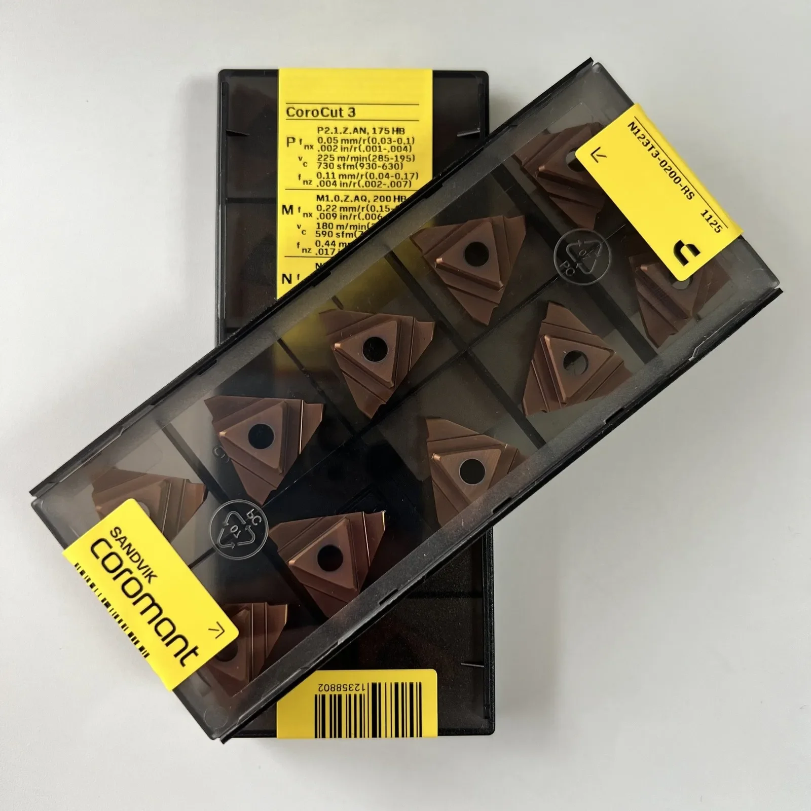 SANDVIK-Coromant / N123T3-0200-RS 1125 / 10 Pcs
SANDVIK-Coromant / N123T3-0200-RS 1125 / 10 Pcs