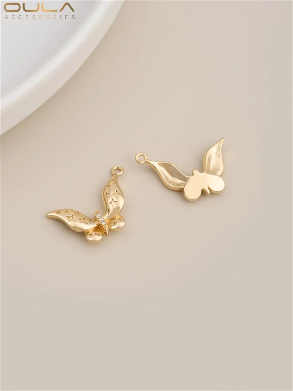 14K Bag Gold Color Zirconium Butterfly Pendant Handmade Diy Pearl Necklace Bracelet Pendant Jewelry Hanging
14K Bag Gold Color Zirconium Butterfly Pendant Handmade Diy Pearl Necklace Bracelet Pendant Jewelry Hanging