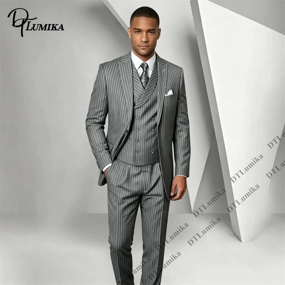 Grey Vertical Pinstripe Notched Lapel Men 3 Piece Suit Blazer Waistcoat Trousers Tuxedo Business Meetings Wedding Office Banquet
Grey Vertical Pinstripe Notched Lapel Men 3 Piece Suit Blazer Waistcoat Trousers Tuxedo Business Meetings Wedding Office Banquet