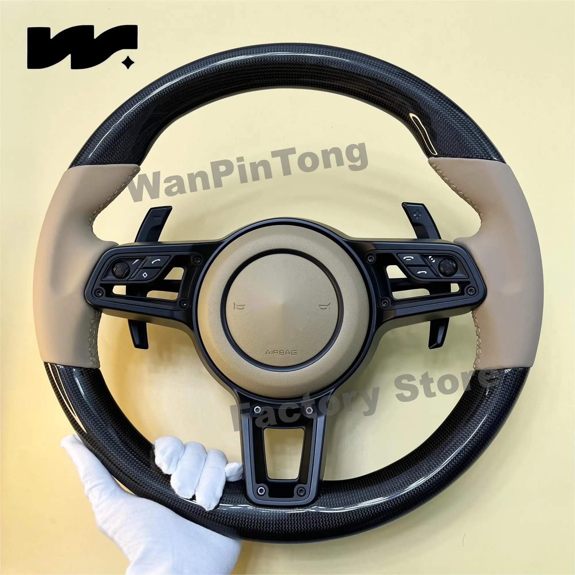 Suitable for Porsche beige leather carbon fiber steering wheel,Cayenne Macan Boxster Cayman Taycan Panamera Carrera 718 991 992
Suitable for Porsche beige leather carbon fiber steering wheel,Cayenne Macan Boxster Cayman Taycan Panamera Carrera 718 991 992