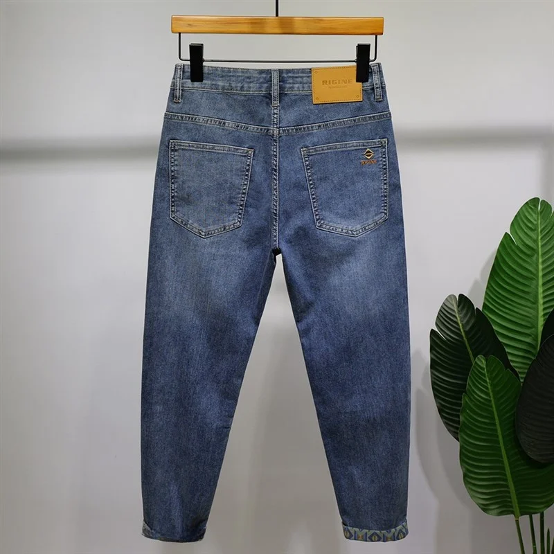 Мужские джинсы Slim Fit из тонкого денима, весна-лето, укороченные, эластичные, мягкие, с зауженным низом, классические, дышащие, стрейч, коллекция Лето 2025
Мужские джинсы Slim Fit из тонкого денима, весна-лето, укороченные, эластичные, мягкие, с зауженным низом, классические, дышащие, стрейч, коллекция Лето 2025