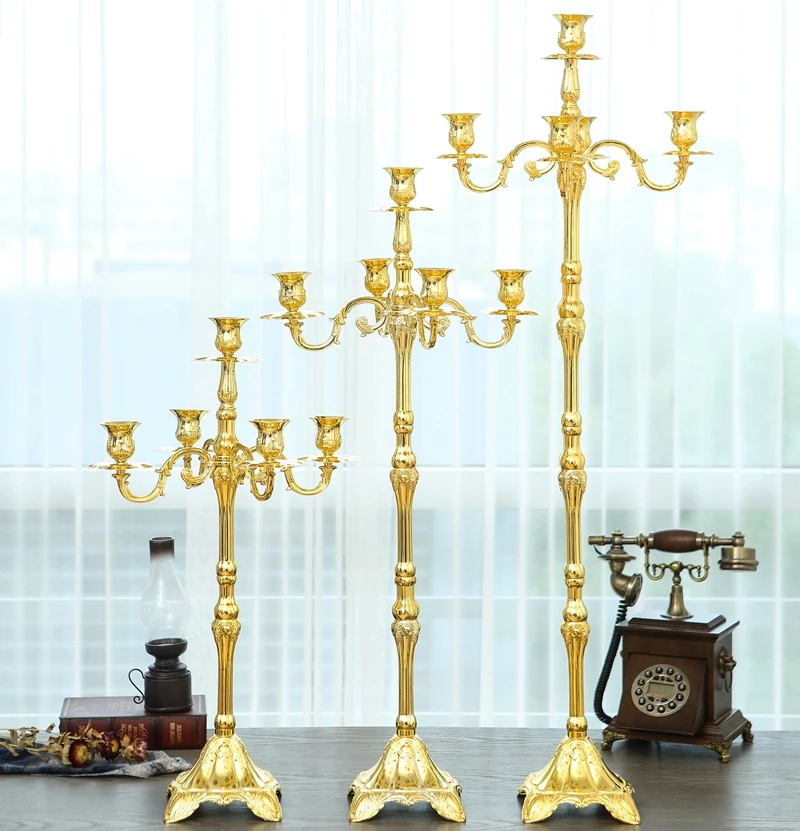 European antique gold five-headed candlestick home furnishing hotel ktv wedding club romantic products high 
European antique gold five-headed candlestick home furnishing hotel ktv wedding club romantic products high