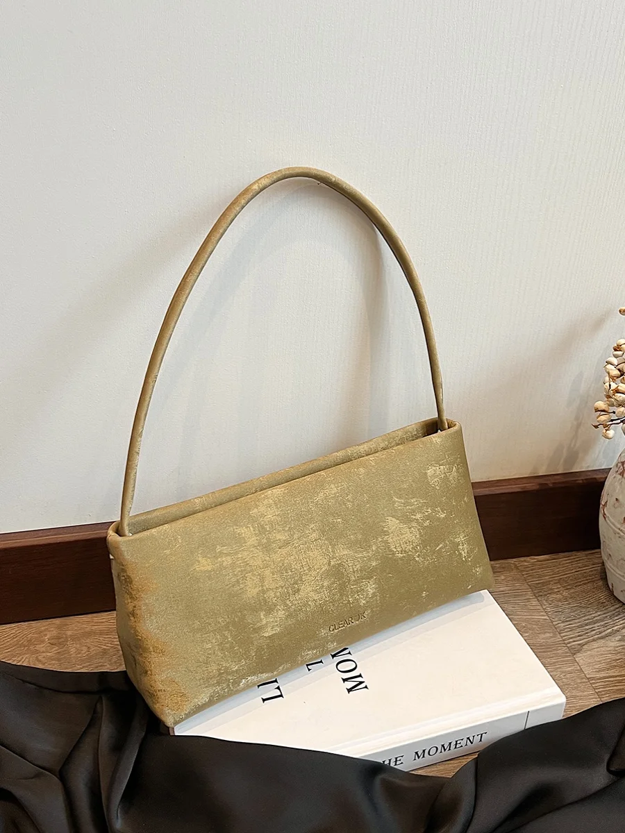 Retro Chinese Style Women's Handbag Casual Shopping Shoulder Bag Underarm Commuter Crossbody Bag Soft Synthetic Leather
Retro Chinese Style Women's Handbag Casual Shopping Shoulder Bag Underarm Commuter Crossbody Bag Soft Synthetic Leather