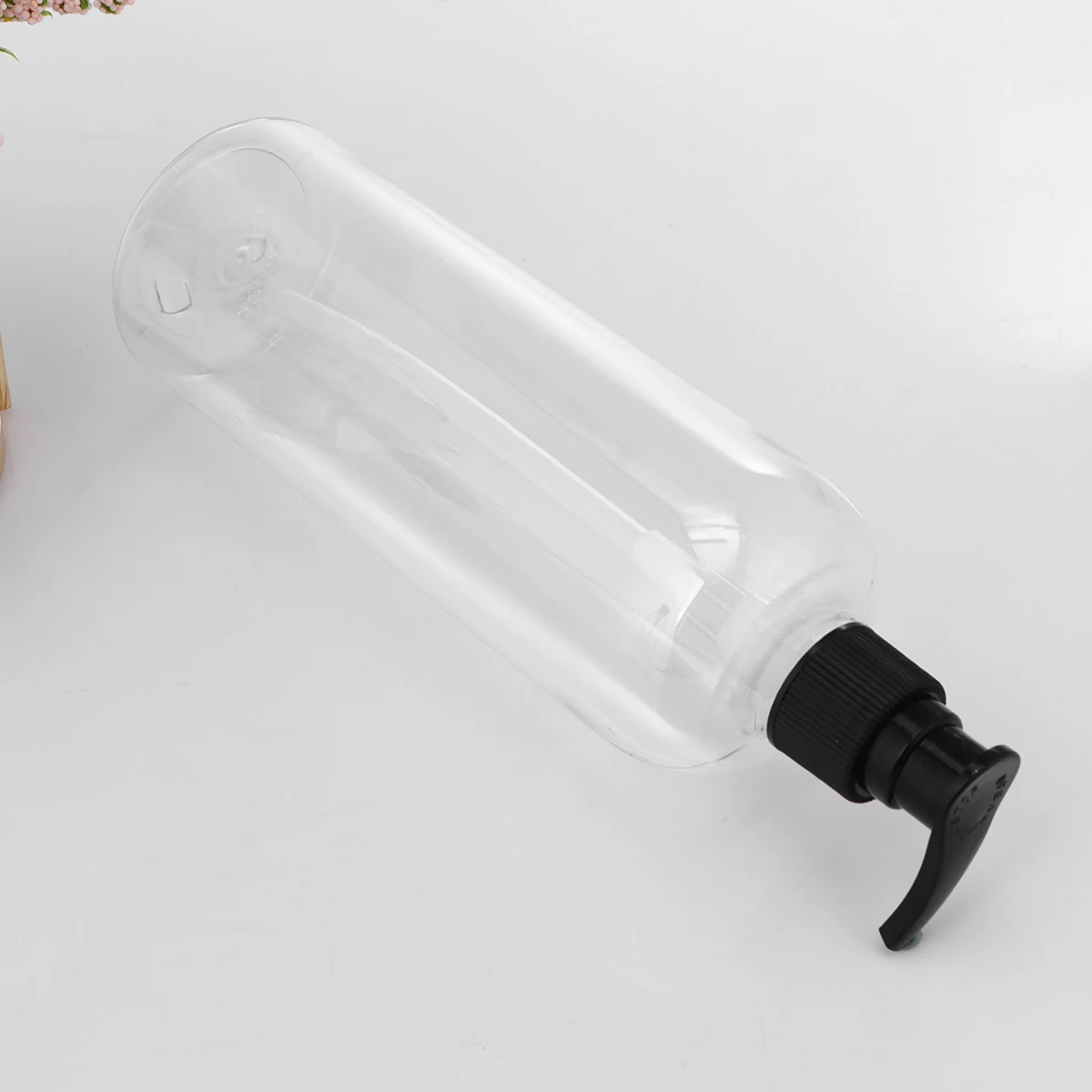4pcs 500Ml Press Pump Bottle Leakproof Refillable Subpackaging Shampoo Emulsion Portable Liquid Container Transparent
4pcs 500Ml Press Pump Bottle Leakproof Refillable Subpackaging Shampoo Emulsion Portable Liquid Container Transparent