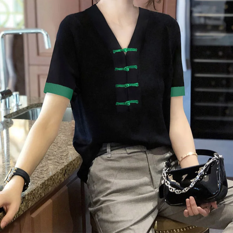 Ele Casual Ice Silk Трикотажный топ ort Sve V-Ne Женский модный универсальный летний футболка в Корейском стиле Pure Color
Ele Casual Ice Silk Трикотажный топ ort Sve V-Ne Женский модный универсальный летний футболка в Корейском стиле Pure Color