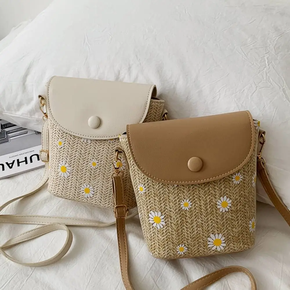 Fashion Women Summer Straw Bag Woven Beach Crossbody Bag for Ladies Cute Shoulder Rattan Handmade Knitted Small Handbag
Fashion Women Summer Straw Bag Woven Beach Crossbody Bag for Ladies Cute Shoulder Rattan Handmade Knitted Small Handbag