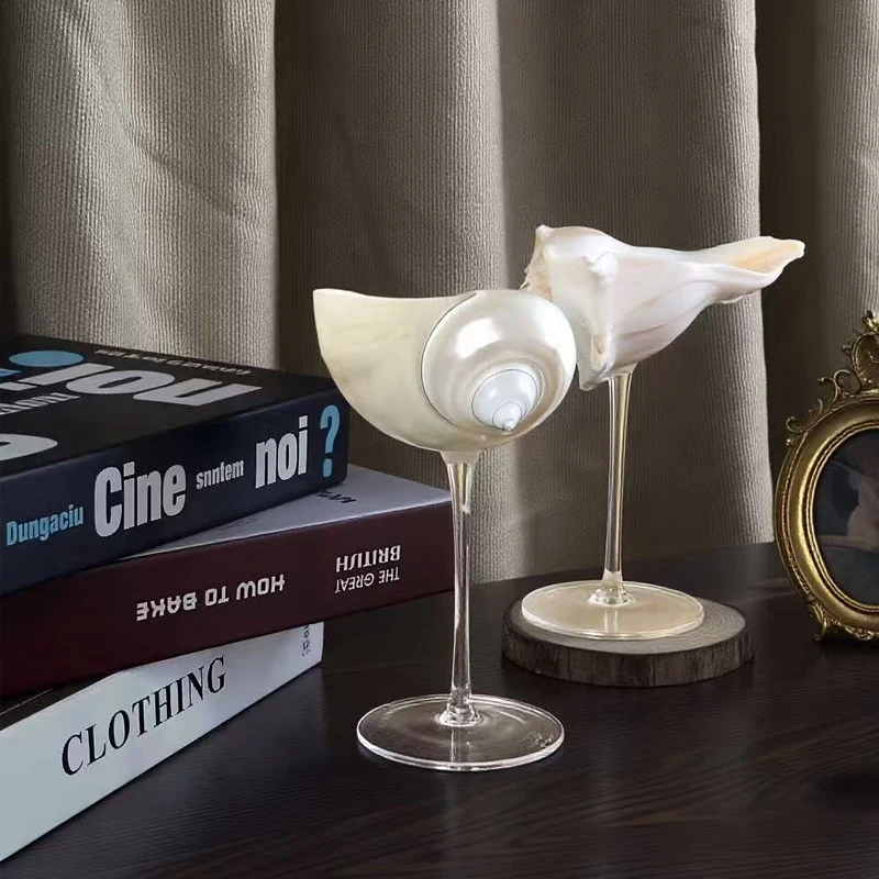 Natural Conch Shell Wine Cup Set, Vintage Metal Goblet, Handmade Sea Snail Champagne Flute, Unique Art Drinkware for Party
Natural Conch Shell Wine Cup Set, Vintage Metal Goblet, Handmade Sea Snail Champagne Flute, Unique Art Drinkware for Party