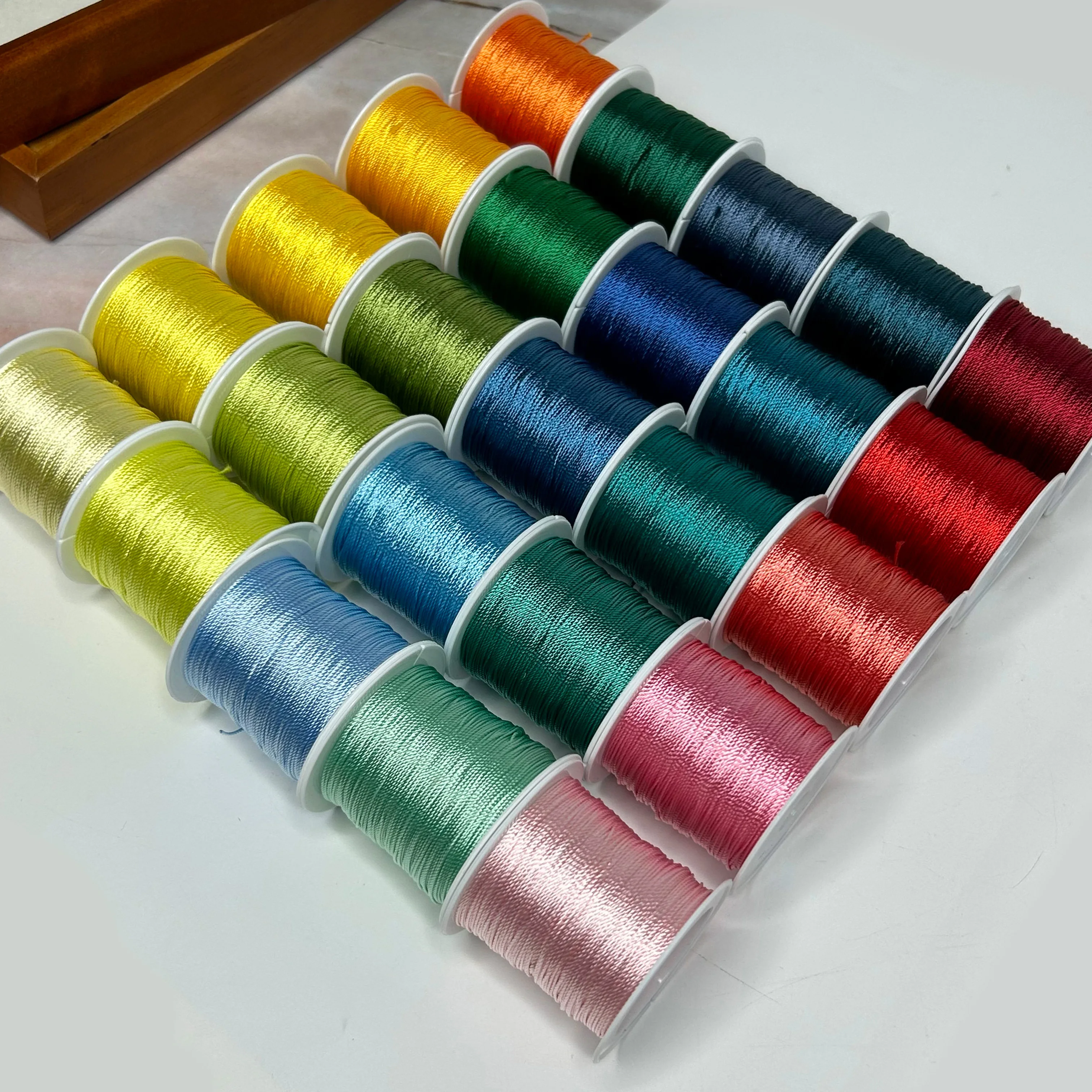 3-strand 0.3mm ultra-fine hand-woven braided cord, red rope winding coil fringed cord, DIY braiding cord set
3-strand 0.3mm ultra-fine hand-woven braided cord, red rope winding coil fringed cord, DIY braiding cord set