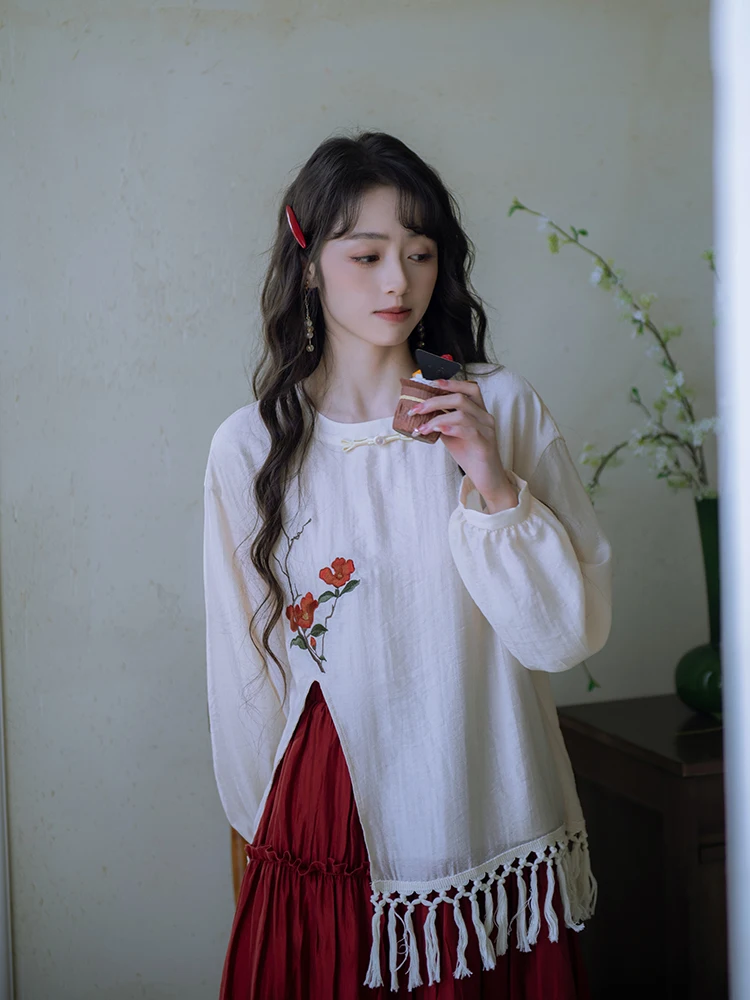 Комплект с длинной юбкой с кисточками и цветком камелии, свободный крой, длинный све, круглый, обычный, тонкий нейлон
Комплект с длинной юбкой с кисточками и цветком камелии, свободный крой, длинный све, круглый, обычный, тонкий нейлон