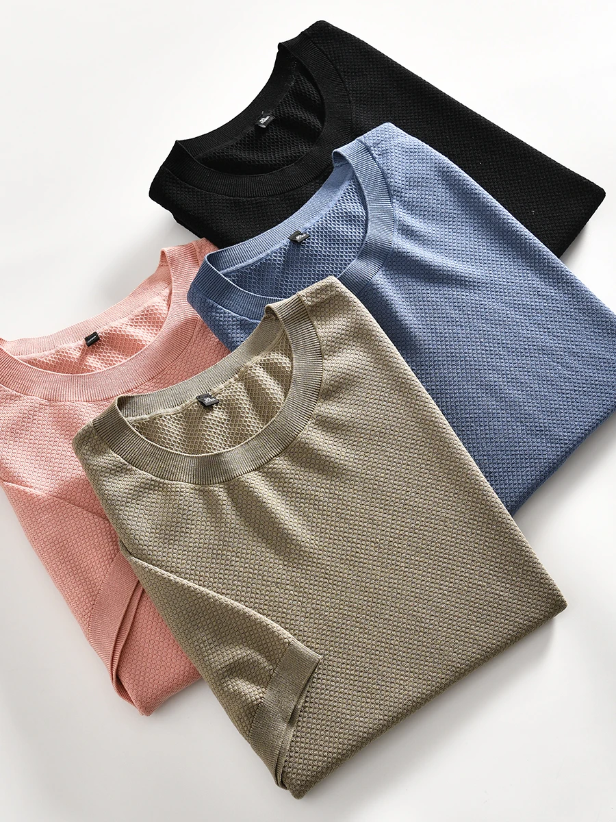 Fashionable Summer Men's T-Shirt Silk Lyocell Blend Knitted Short Sleeve round Neck Breathable Lightweight Color
Fashionable Summer Men's T-Shirt Silk Lyocell Blend Knitted Short Sleeve round Neck Breathable Lightweight Color