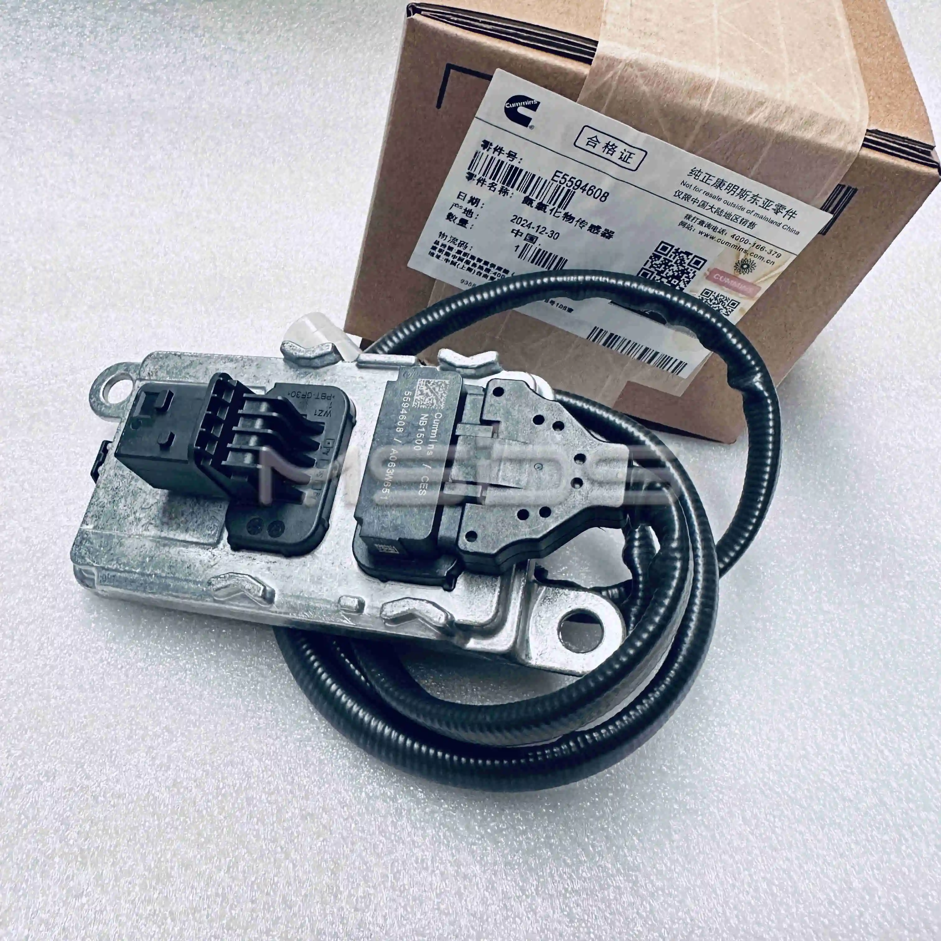 Factory Hot Sale B6.7 Engine Parts Nitrogen Oxide Sensor 5594608 C5594608-PRC A063W651
Factory Hot Sale B6.7 Engine Parts Nitrogen Oxide Sensor 5594608 C5594608-PRC A063W651