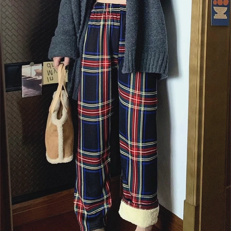 Thicken Lamb Wool Full Length Wide Leg Pants Harajuku Y2K Plaid Pants for Women Students 4XL Loose Winter Fleece Trousers Casual
Thicken Lamb Wool Full Length Wide Leg Pants Harajuku Y2K Plaid Pants for Women Students 4XL Loose Winter Fleece Trousers Casual