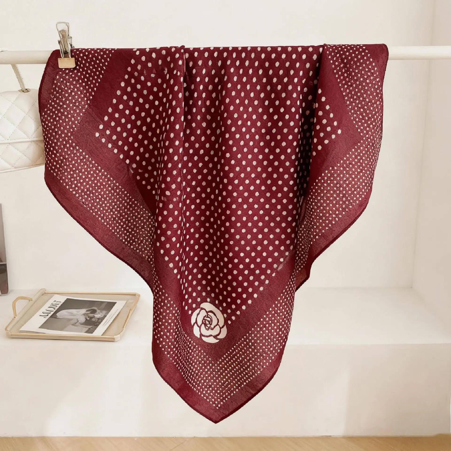 Pure Cotton Polka Dots Silk Square Scarf Women Soft Satin Hairband Neckerchief Hijab Lady Headband Foulard Bag Ribbons Kerchief
Pure Cotton Polka Dots Silk Square Scarf Women Soft Satin Hairband Neckerchief Hijab Lady Headband Foulard Bag Ribbons Kerchief
