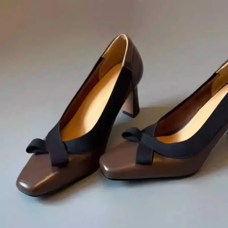 Элегантные женские туфли на высоком каблуке в стиле ретро с круглым носком и перекрестными ремешками, модельерские вечерние модельные туфли, женские туфли-лодочки, Zapatos De Mujer
Элегантные женские туфли на высоком каблуке в стиле ретро с круглым носком и перекрестными ремешками, модельерские вечерние модельные туфли, женские туфли-лодочки, Zapatos De Mujer