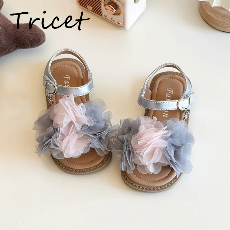2025 Girls Sandals Summer New Flowers PU Leather Anti Slip Children Princess Sandals Hook Loop Soft Bottom Kids Beach Shoes
2025 Girls Sandals Summer New Flowers PU Leather Anti Slip Children Princess Sandals Hook Loop Soft Bottom Kids Beach Shoes
