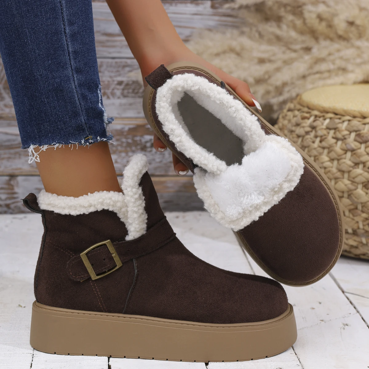 Теплые утепленные плюшевые зимние ботинки на толстой подошве, женские зимние ботинки 2025 на массивной платформе с хлопковой подкладкой, женские зимние ботильоны больших размеров 43,
Теплые утепленные плюшевые зимние ботинки на толстой подошве, женские зимние ботинки 2025 на массивной платформе с хлопковой подкладкой, женские зимние ботильоны больших размеров 43,