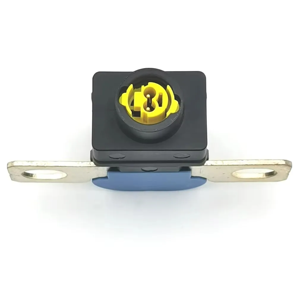 OE: N000000008657 Caja fusibles sconexión batería coche, protección contra sobrecarga, pirofusible, pirointerrupto
OE: N000000008657 Caja fusibles sconexión batería coche, protección contra sobrecarga, pirofusible, pirointerrupto