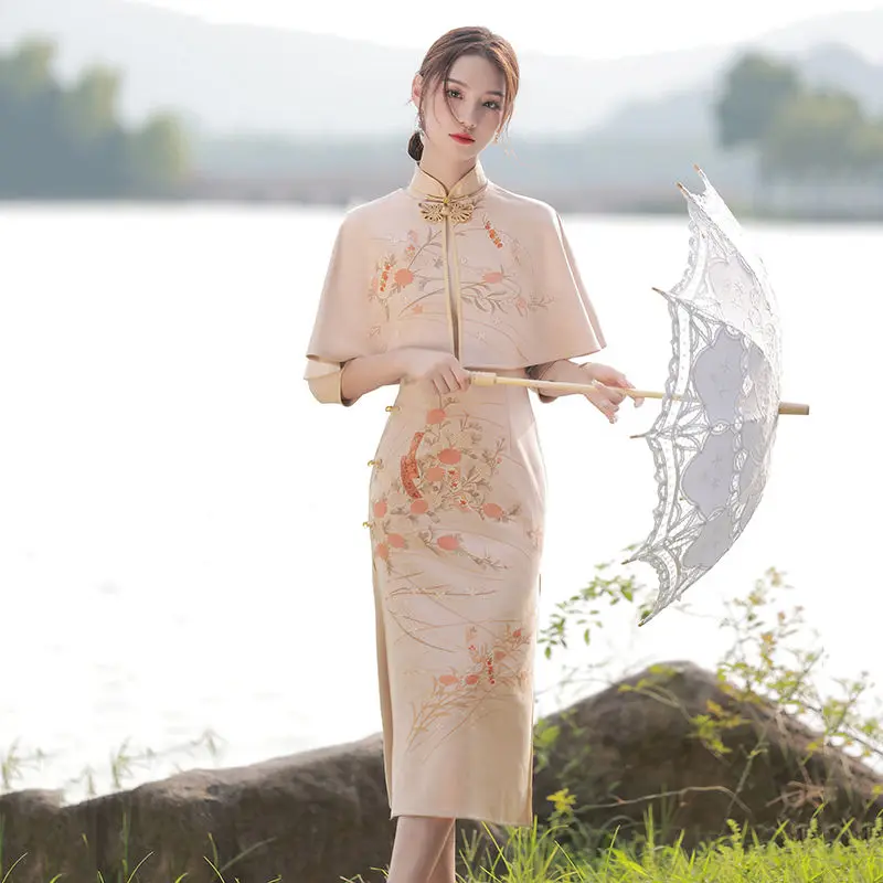 2023 ao dai chiffon long aodai women vietnam print flower cheongsam vintage mandarin collar elegant vietnam traditional dress
2023 ao dai chiffon long aodai women vietnam print flower cheongsam vintage mandarin collar elegant vietnam traditional dress