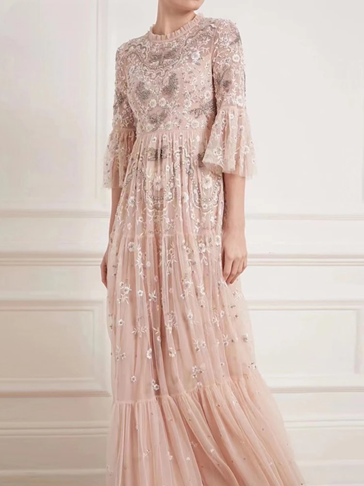 New Embroidery Flower Sequins Dress Stand Neck Three Quarter Sleeve Maxi Vintage Dresses Women Clothing New Autumn 2024 NH-A200
New Embroidery Flower Sequins Dress Stand Neck Three Quarter Sleeve Maxi Vintage Dresses Women Clothing New Autumn 2024 NH-A200