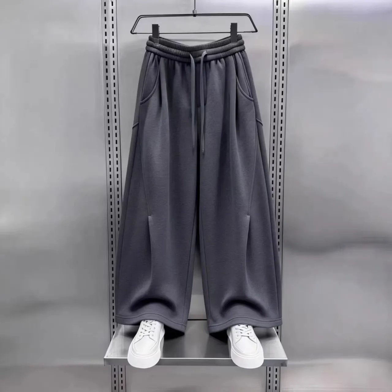 Thiened Fce Warm Casual Pants Wide Leg Pants for Men Autumn Winter Polyester Fiber Ci Walk Special Edition
Thiened Fce Warm Casual Pants Wide Leg Pants for Men Autumn Winter Polyester Fiber Ci Walk Special Edition