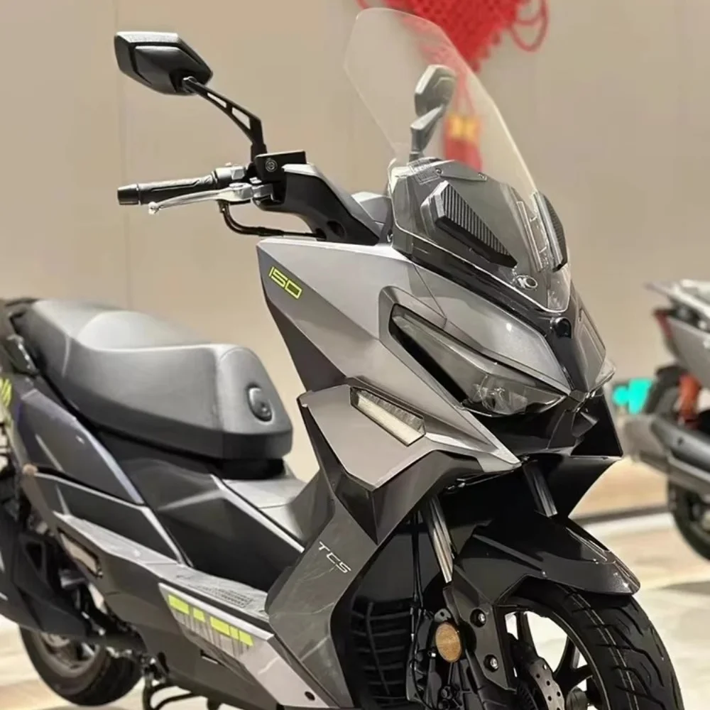 For 2024 Kymco RKH150 modified windscreen, heightened front windshield for 2025 Kymco RKH150.
For 2024 Kymco RKH150 modified windscreen, heightened front windshield for 2025 Kymco RKH150.