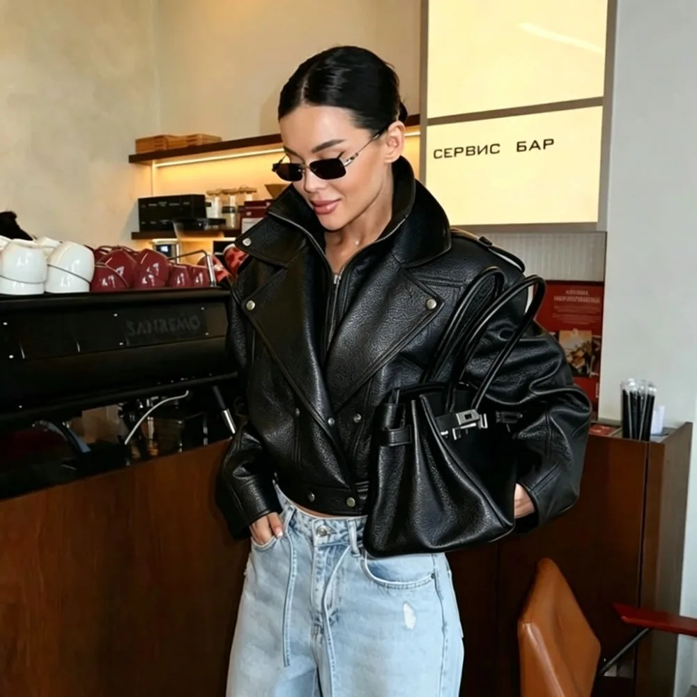 Faux Leather Woman Clothing Women's Leather Jacket Cropped Moto Jacket Asymmetric PU Biker Coat Female Vintage Punk Outerwear
Faux Leather Woman Clothing Women's Leather Jacket Cropped Moto Jacket Asymmetric PU Biker Coat Female Vintage Punk Outerwear