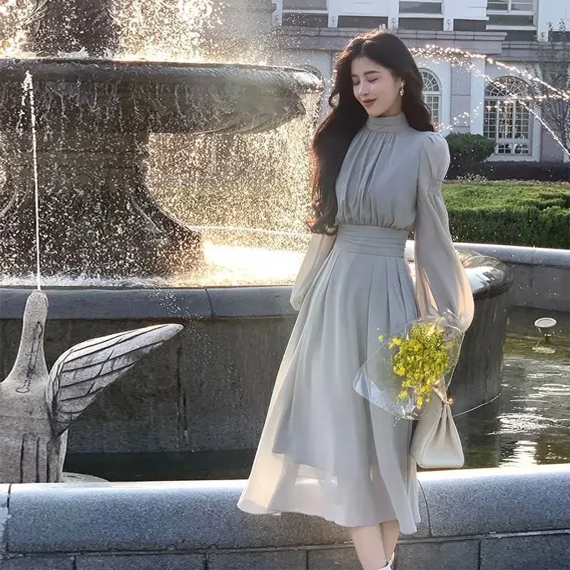 2025 New Spring Turtleneck White Midi Dress Women Long Sleeve French Elegant One Piece Dress Korean Fashion Y2k Clothing Design
2025 New Spring Turtleneck White Midi Dress Women Long Sleeve French Elegant One Piece Dress Korean Fashion Y2k Clothing Design