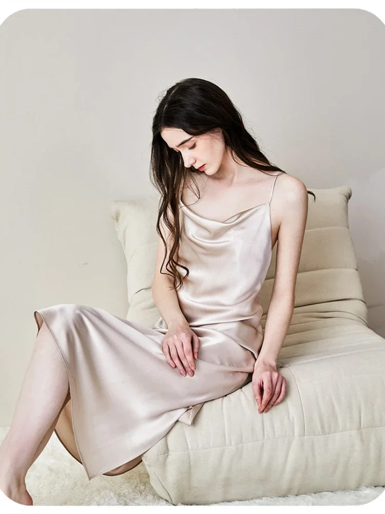 Bias Cut 19 Momme Silk Long Slit Nightdress 100 Mulberry Silk Women's Maxi Chemise Dress Summer Sexy Pajama Nightgown Lingerie
Bias Cut 19 Momme Silk Long Slit Nightdress 100 Mulberry Silk Women's Maxi Chemise Dress Summer Sexy Pajama Nightgown Lingerie