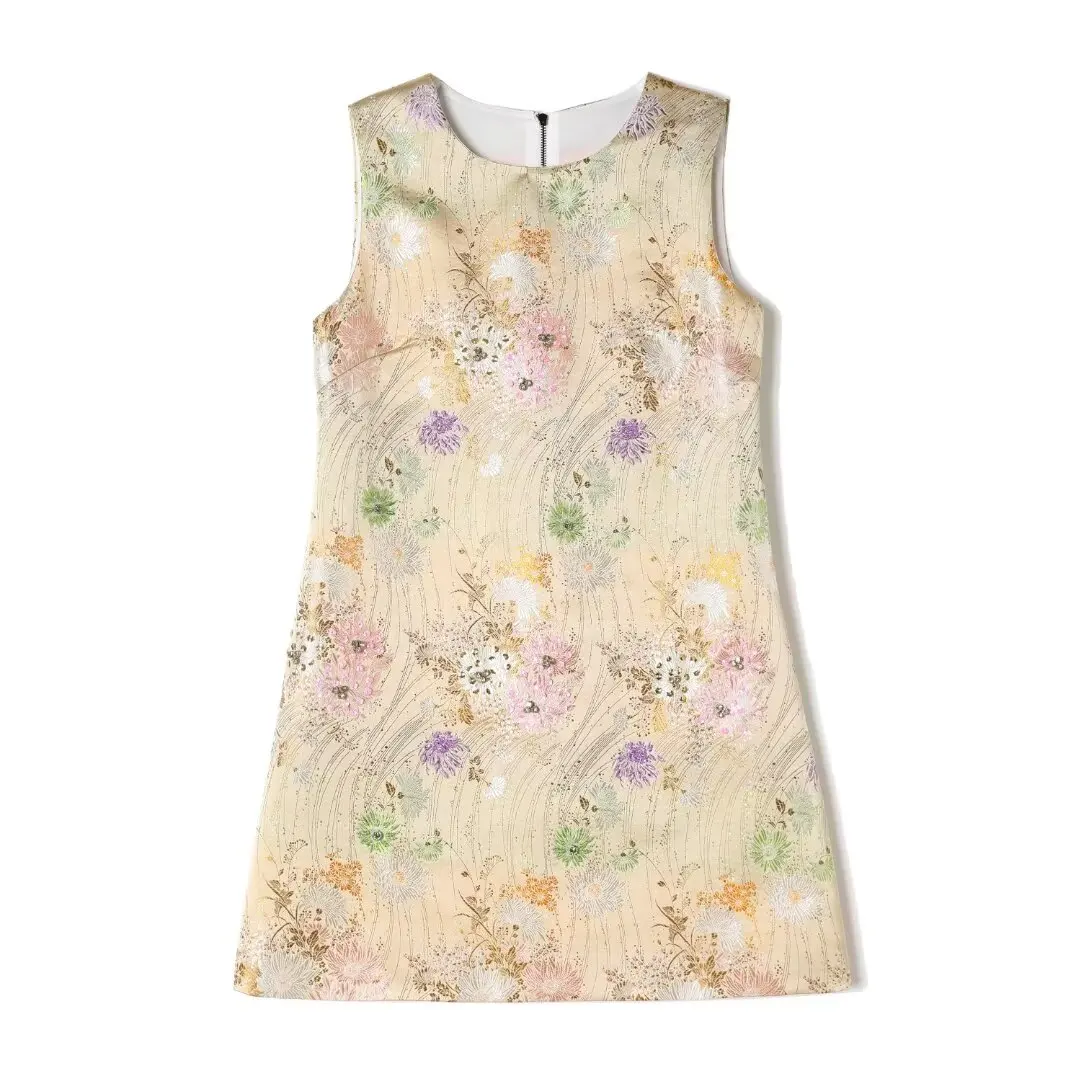 European and American women's clothes 2024 spring new Round neck Sleeveless beaded flower jacquard Fashion dress XXL
European and American women's clothes 2024 spring new Round neck Sleeveless beaded flower jacquard Fashion dress XXL