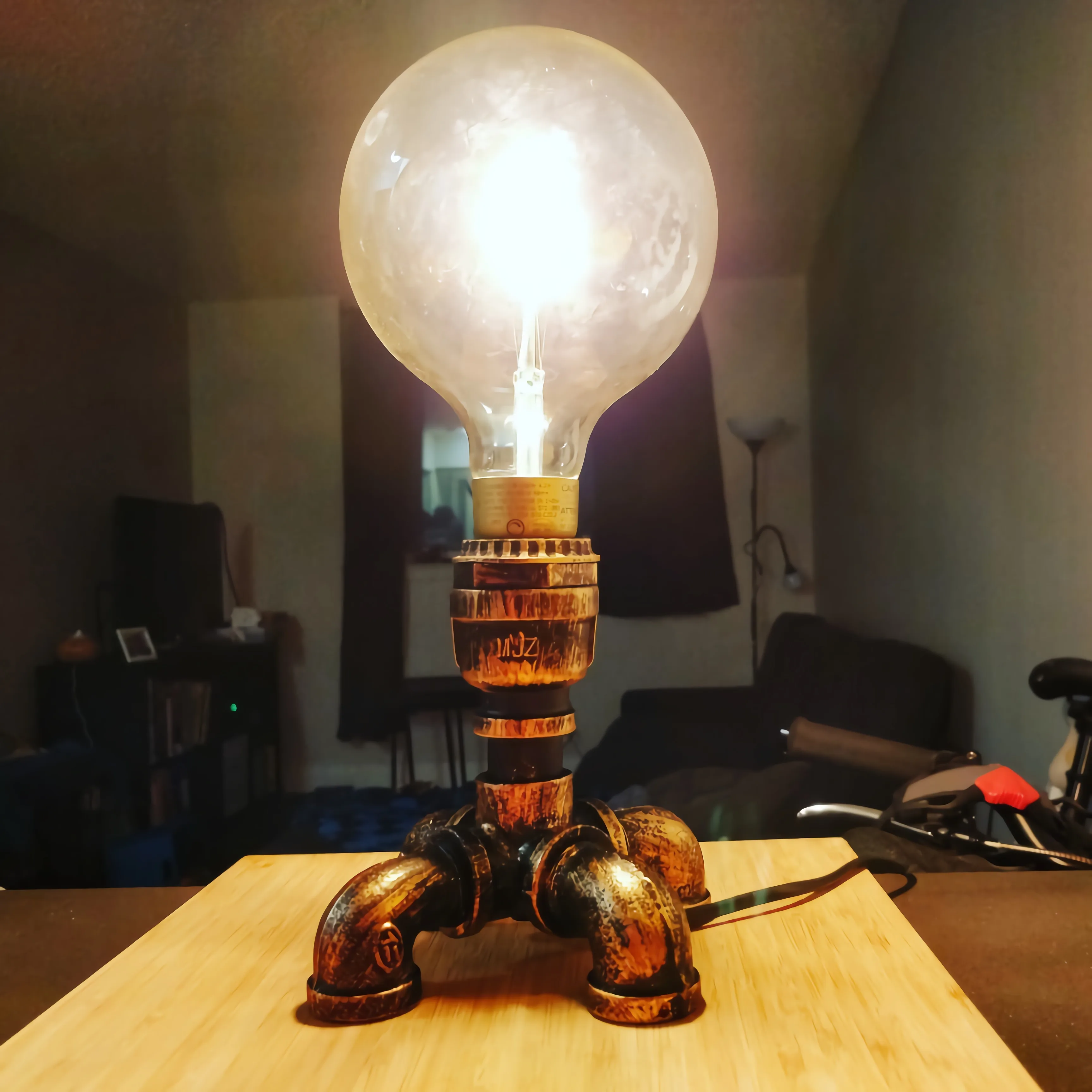 Loft Table Light Vintage Industrial Metal Desk Lamps Iron Base Antique Lamps Lights Lighting Fixture
Loft Table Light Vintage Industrial Metal Desk Lamps Iron Base Antique Lamps Lights Lighting Fixture
