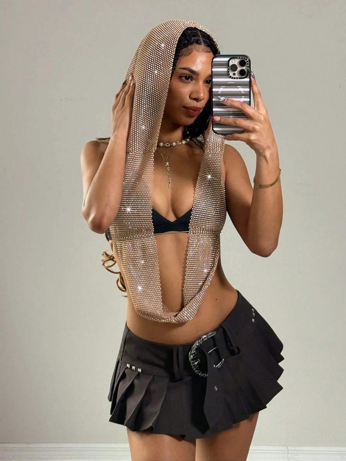 Sparkle Rhinestone Hooded Top For Women Sexy Crystal Mesh Deep V Neck Backless Party Club Rave Outfit Festival Nightclub Wear
Sparkle Rhinestone Hooded Top For Women Sexy Crystal Mesh Deep V Neck Backless Party Club Rave Outfit Festival Nightclub Wear