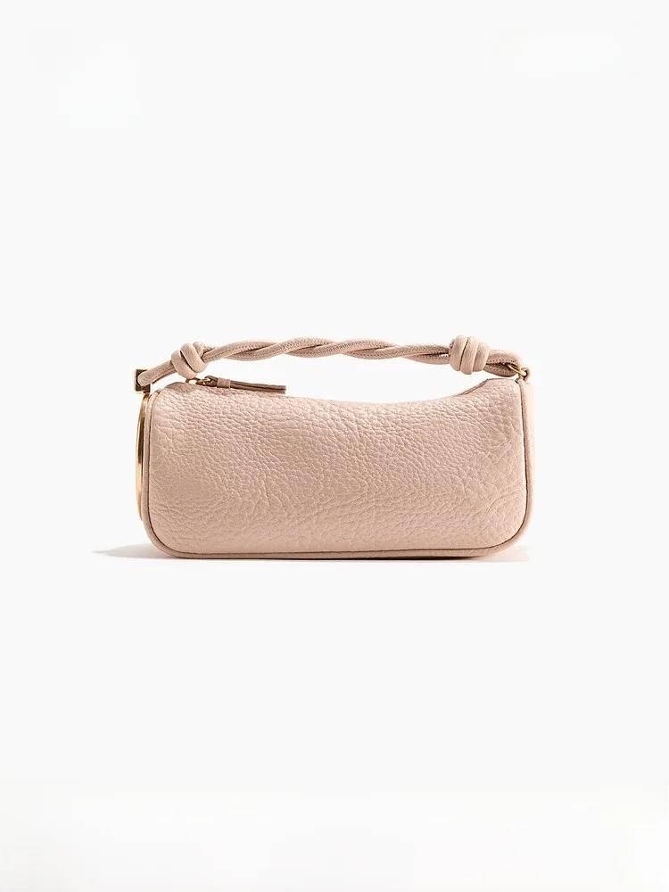 H&M Summer New Ladies Metal Detail Handbag 1332772 Women's Fashion Handbag Detailed Design Metal Elements Ladies Tote Bag
H&M Summer New Ladies Metal Detail Handbag 1332772 Women's Fashion Handbag Detailed Design Metal Elements Ladies Tote Bag