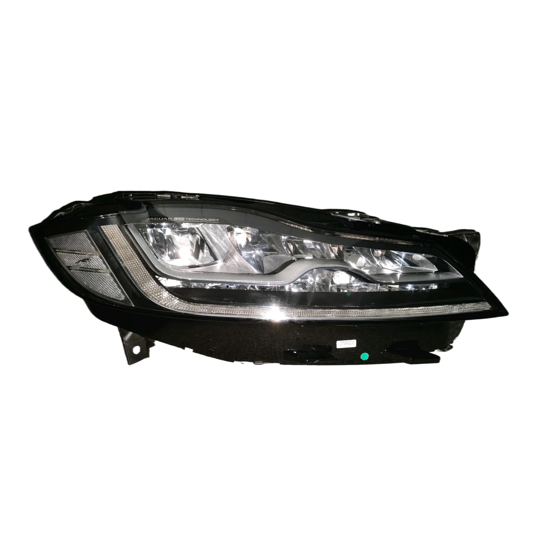 Suitable for Jaguar XF Car Automatic Lighting System LED Headlights and Headlights
Suitable for Jaguar XF Car Automatic Lighting System LED Headlights and Headlights